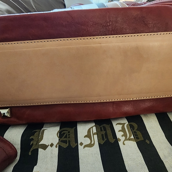 Lamb Tote w/ wallet - Picture 3 of 6